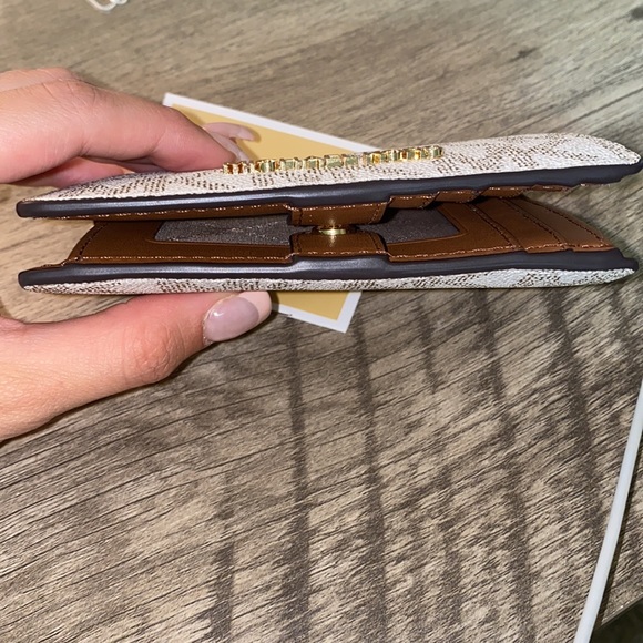 NWT Micheal Kors Jetset Wallet - Picture 10 of 10